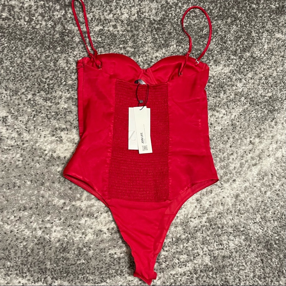 Sold 🟥 Zara Red Bodysuit - Picture 5 of 5